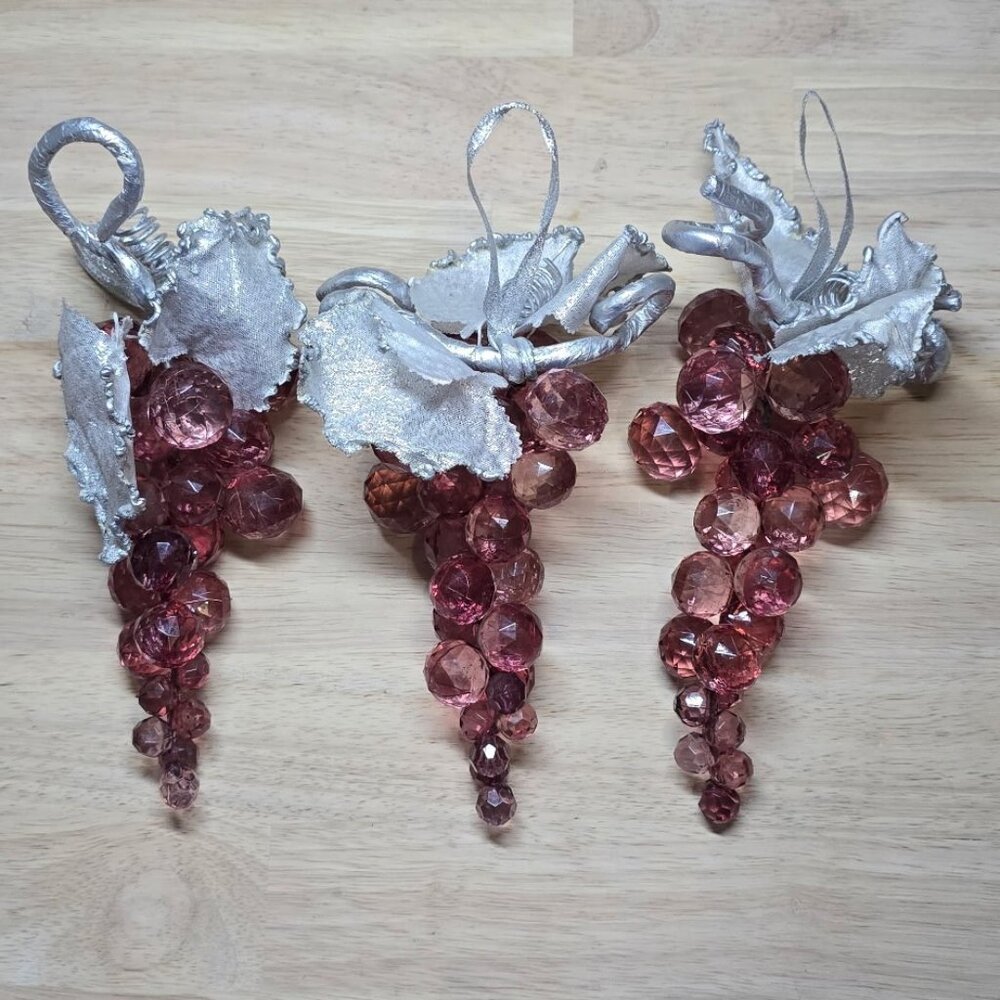 VTG Lucite Acrylic Faceted Grape Cluster Magenta Silver Leaf Lot of 3
